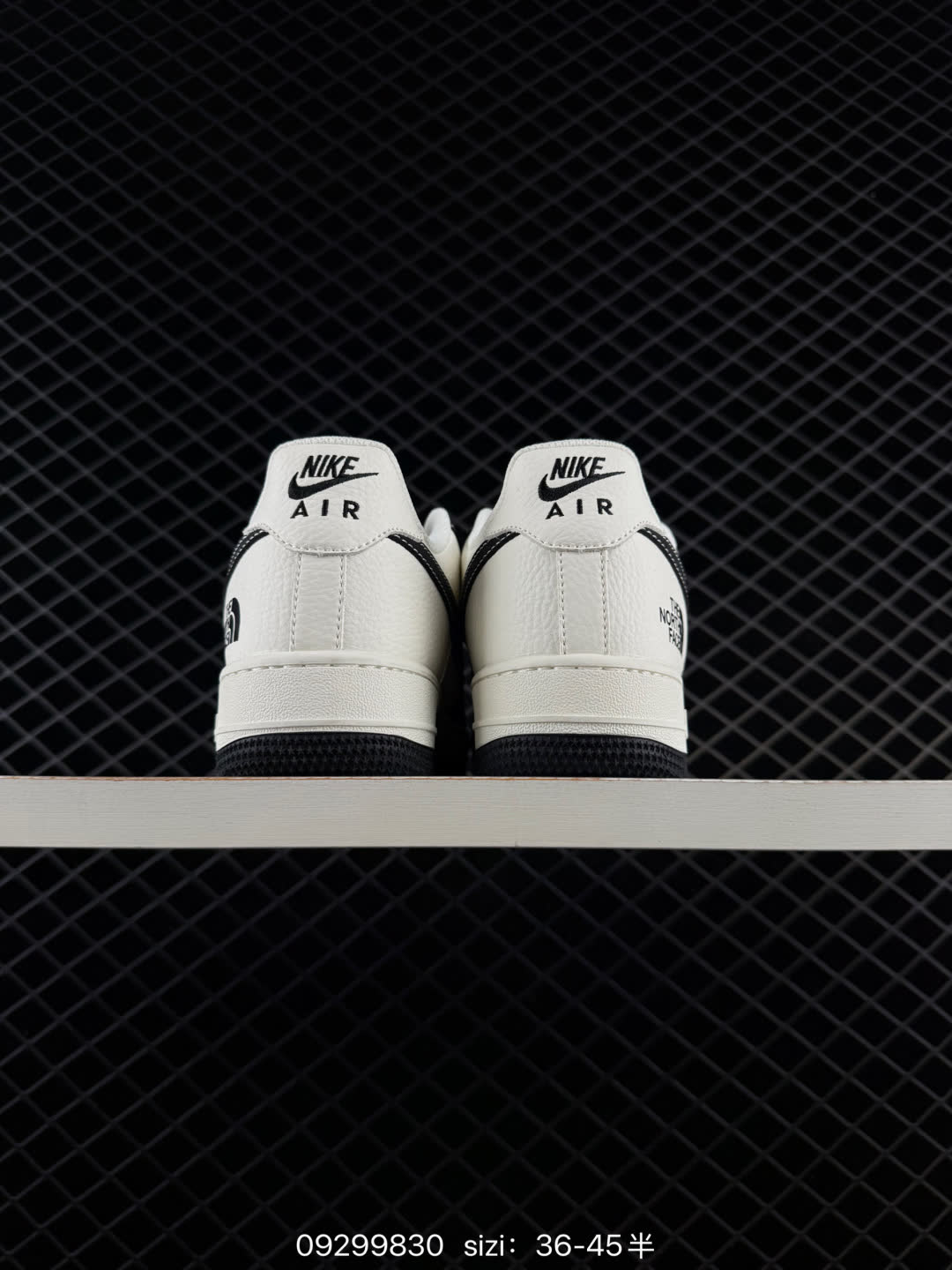 NIKE AIR FORCE 1